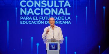 Presidente Abinader recibe informe de la Consulta Nacional sobre el Futuro de la Educación con aportes de más de 7,000 participantes