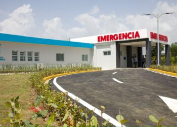 Presidente Abinader inaugura Hospital Hacienda Estrella renovado y abre una nueva etapa de salud digna para más de 60 mil habitantes