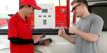 Transportista propone mesa de diálogo por eventual retiro de Verifone en estaciones de combustibles