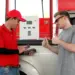 Transportista propone mesa de diálogo por eventual retiro de Verifone en estaciones de combustibles