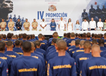 Vicepresidenta Raquel Peña encabeza graduaciones que impulsan oportunidades para la juventud y fortalecen las instituciones