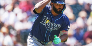 ¡Caminero sigue encendido! Su jonrón 33 guía a los Rays en barrida sobre los Rockies