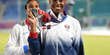 Evelina Minaya destinará el incentivo por su medalla de plata para tratar el cáncer de su madre