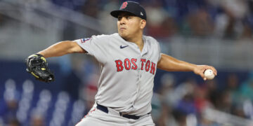Boston silencia a los Marlins y se impone 4-2 con sólido pitcheo