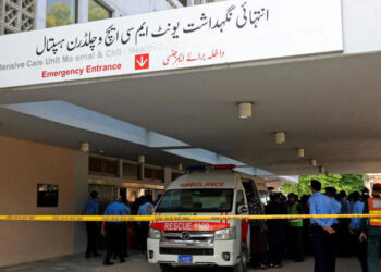 Tragedia en Pakistán: 14 recién nacidos mueren tras incendio en hospital de Islamabad