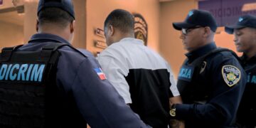 Policía Nacional pone bajo arresto a “Yeo”, presunto autor del homicidio del baloncestista Yeuri Rodríguez Batista en San Carlos